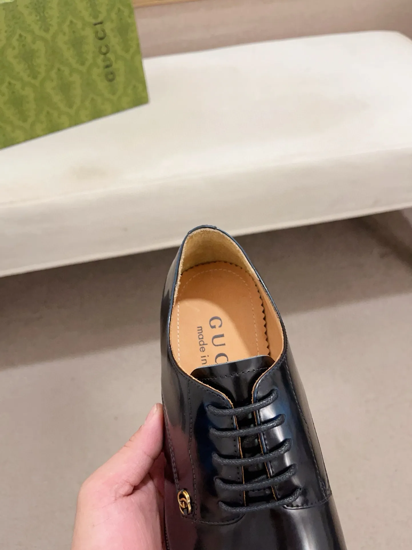 Men's shoes 💰: 520💰 (GUCCI) new series ss hot new products 💢 💠 Casual leather shoes 👞, first layer of cowhide, upper hardware buckles and logo on the sides of the shoe, brand logo on the insole and sole 💠 💎Upper: 100% cowhide 💎Inner: cowhide/100% 💎Feet: cowhide/100% 💎Sole: rubber/100% 💎SIZE: 38 39 40 41 42 43 44 Can be customized 45